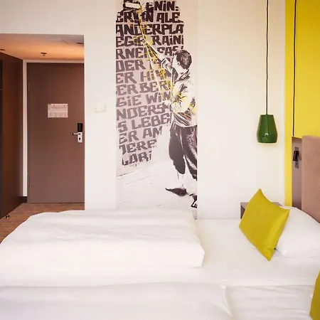Vienna House Easy By Wyndham Prenzlauer Berg 3* ברלין