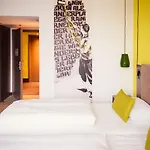 Hotel Vienna House Easy By Wyndham Prenzlauer Berg 3*