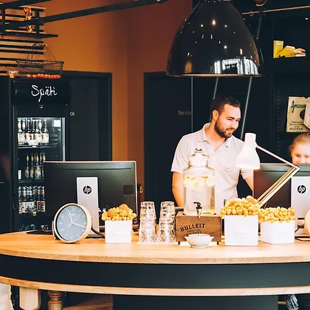 Vienna House Easy By Wyndham Friedrichshain Hotel 3*